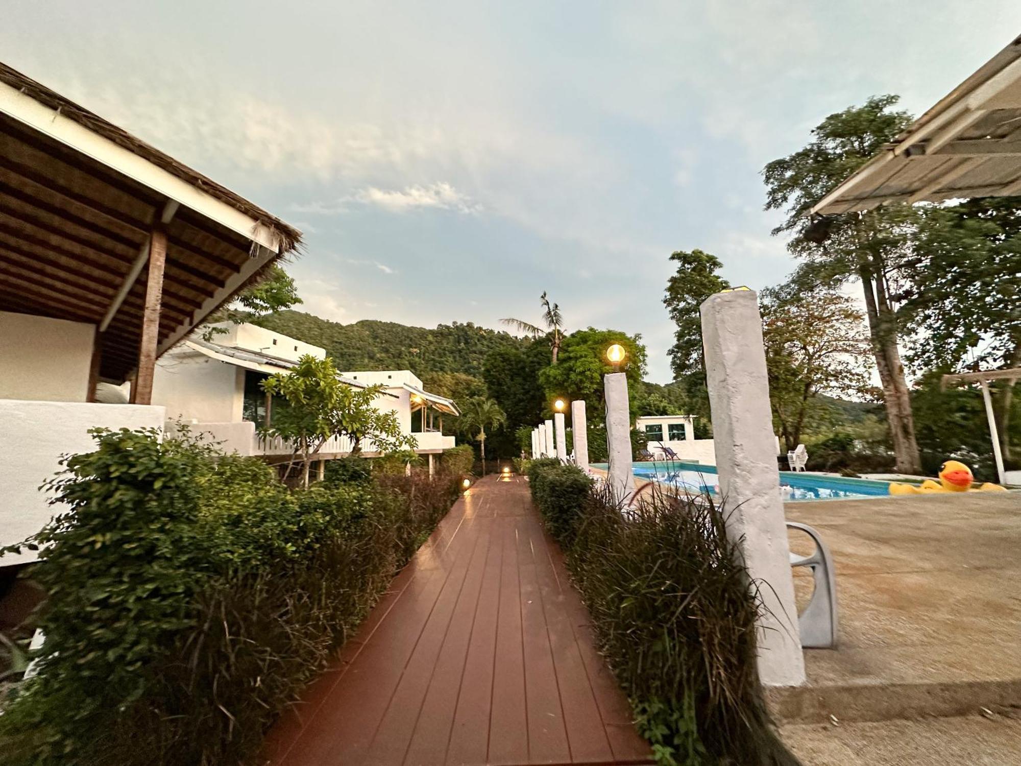 Capital O 75411 Navagio​ Boutique​ Koh​ Chang​ Hotel Trat Exterior photo