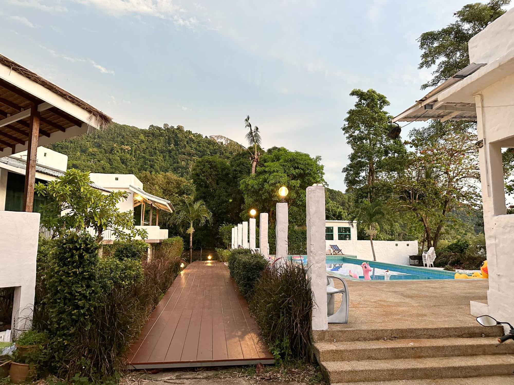 Capital O 75411 Navagio​ Boutique​ Koh​ Chang​ Hotel Trat Exterior photo